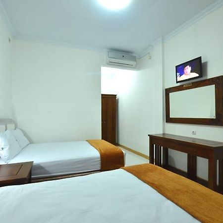 Hotel Bukit Uhud Yogyakarta Exteriér fotografie